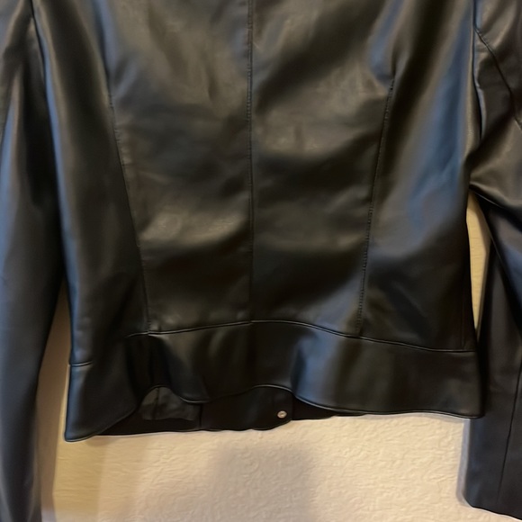 Zara Jacket - Picture 4 of 4
